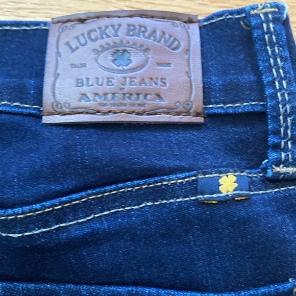 Lucky Brand Dark Wash Brooke Legging Jean in Size 4 Size 27 Jegging Skinny - Picture 8 of 11